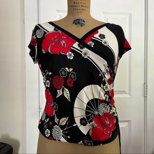2/$20 Fashion Bug Faux Wrap V-Neck Floral Short Sleeve Top